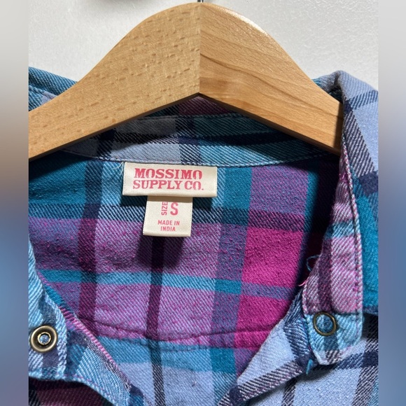 - Pullover Flannel size Small - Picture 6 of 10